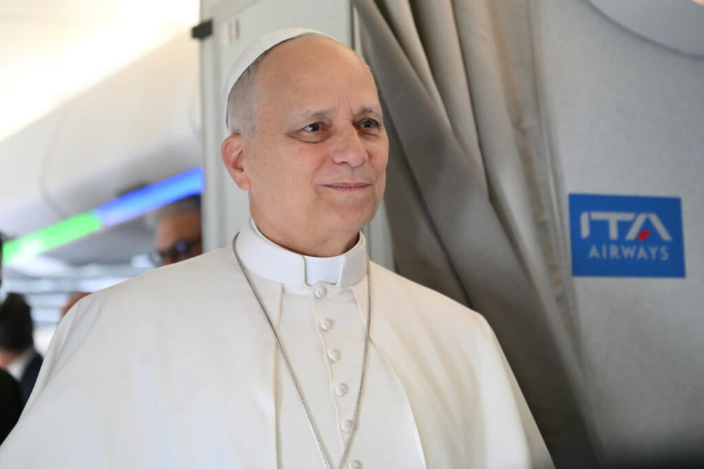 Papież Leon XIV. Fot. PAP/EPA/ALBERTO PIZZOLI