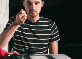 Konrad Pruszyński, fot. facebook.com/Teatr Mostów