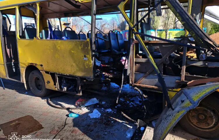 Zełenski: Liczba ofiar śmiertelnych wzrosła do czterech. Fot. X/DSNS.GOV.UA