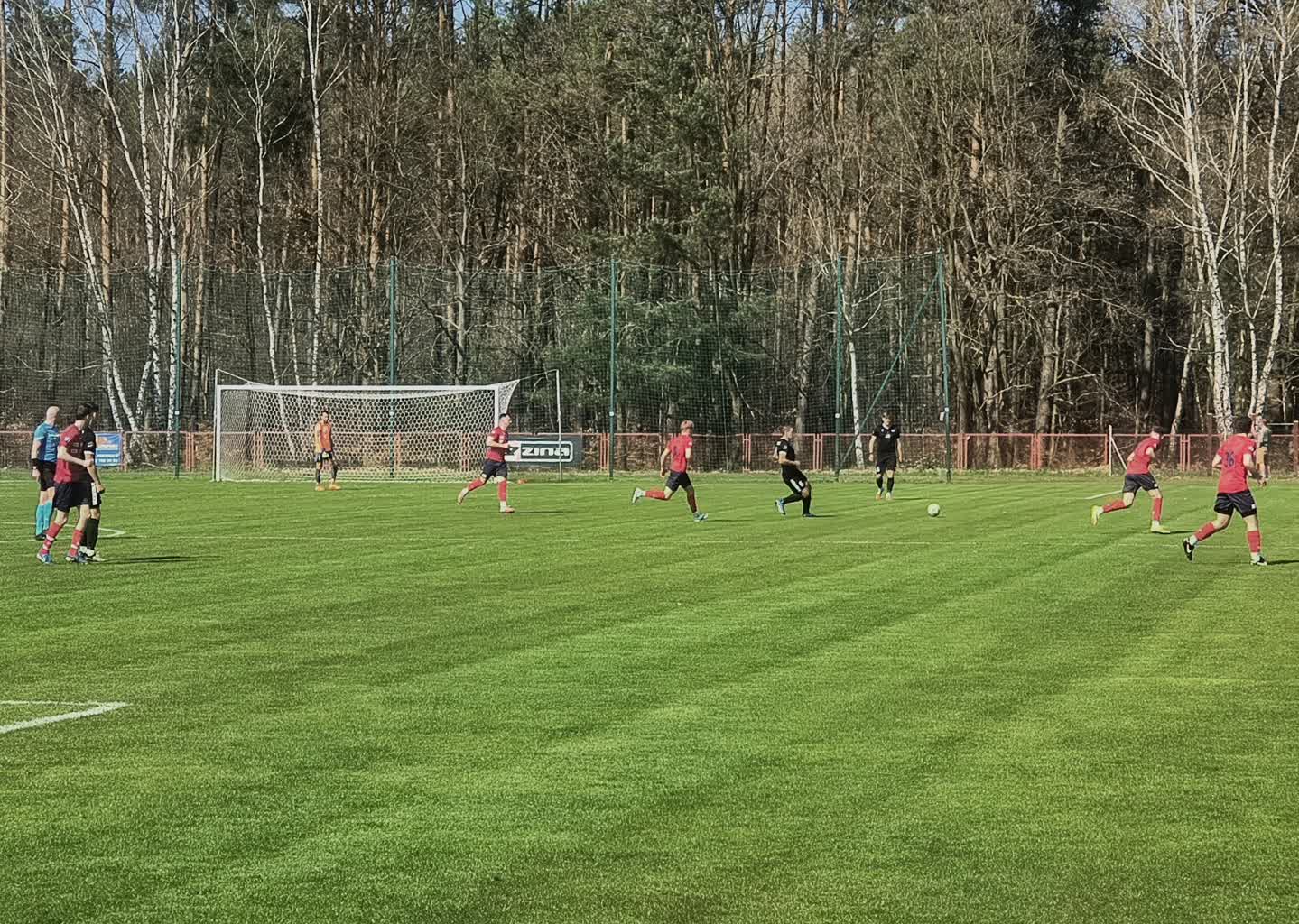 Róża z Czarnymi na remis, większa złość u gości