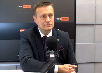 Tomasz Nesterowicz w studiu Radia Zachód