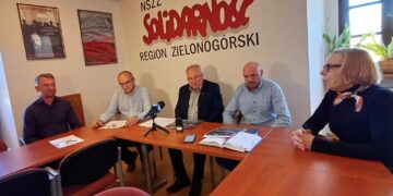 Konferencja prasowa w siedzibie zielonogórskiej "Solidarności" (fot. Piotr Bakselerowicz)