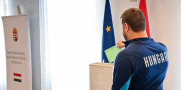 PAP/EPA/CSABA KRIZSAN