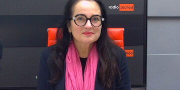 Anita Kucharska-Dziedzic w studiu Radia Zachód