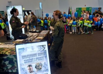 Wojskowe Targi Służby i Pracy w Nowej Soli (fot. Piotr Bakselerowicz)
