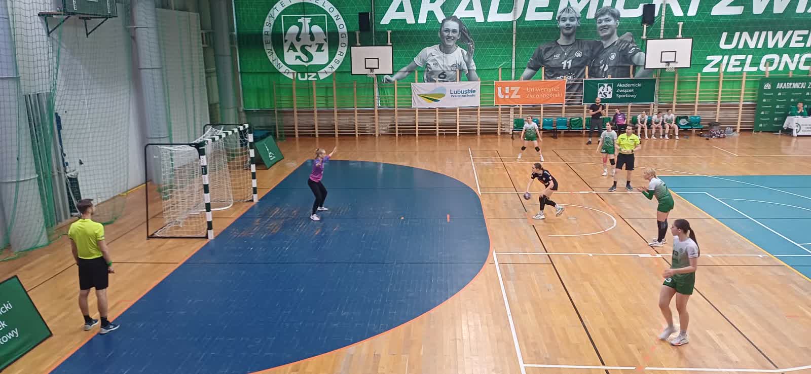 Szczypiornistki z Zielonej Góry skończyły sezon niezbyt piękną wygraną