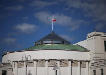 Gmach Sejmu. Fot. PAP/Leszek Szymański