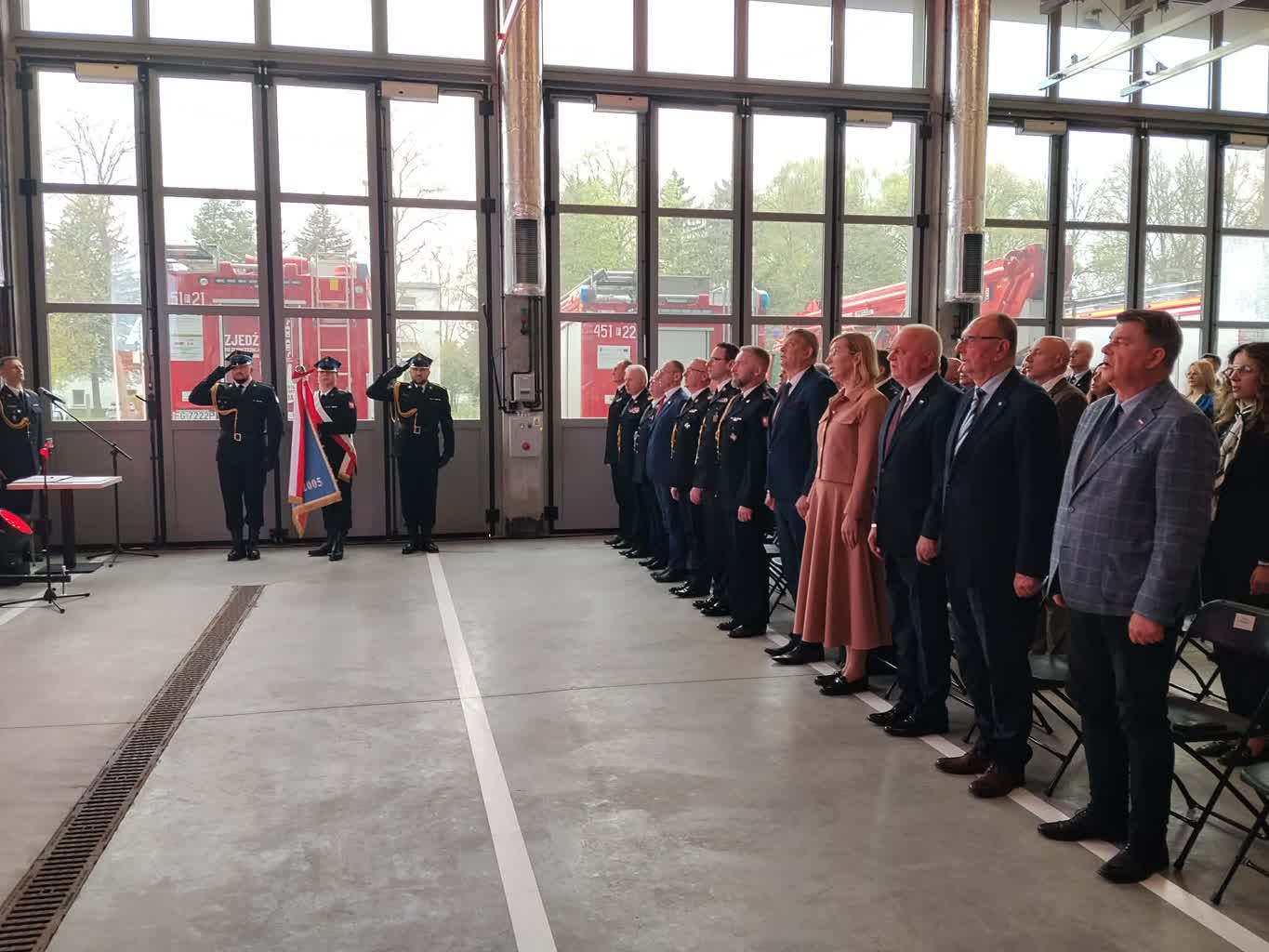 Uroczysta gala w nowej komendzie żarskich strażaków