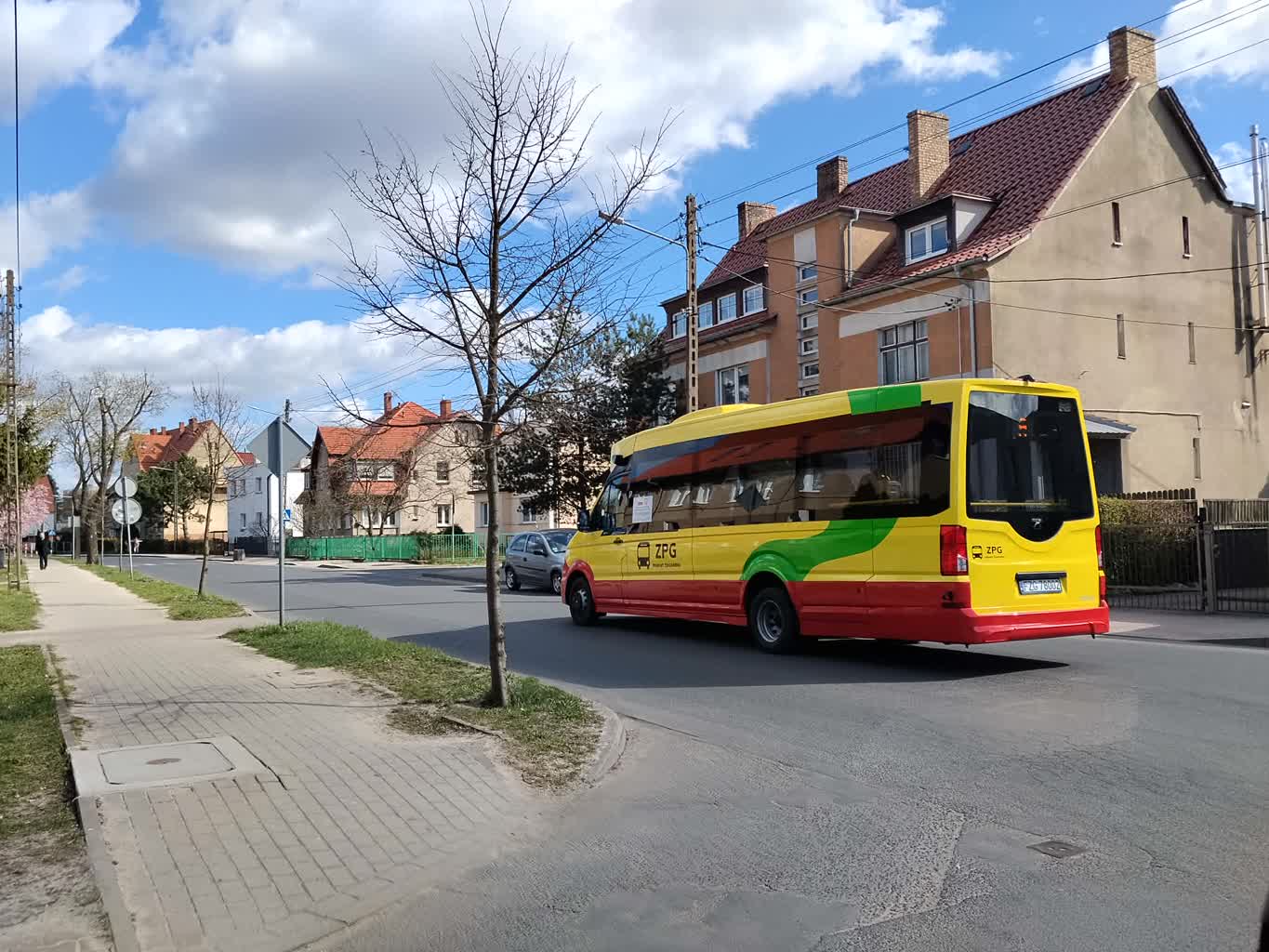 Żagańskim ulicami kursują nowe mini autobusy