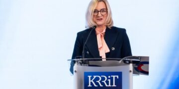 Dr Agnieszka Glapiak, przewodnicząca Krajowej Rady Radiofonii i Telewizji. Fot. www.gov.pl