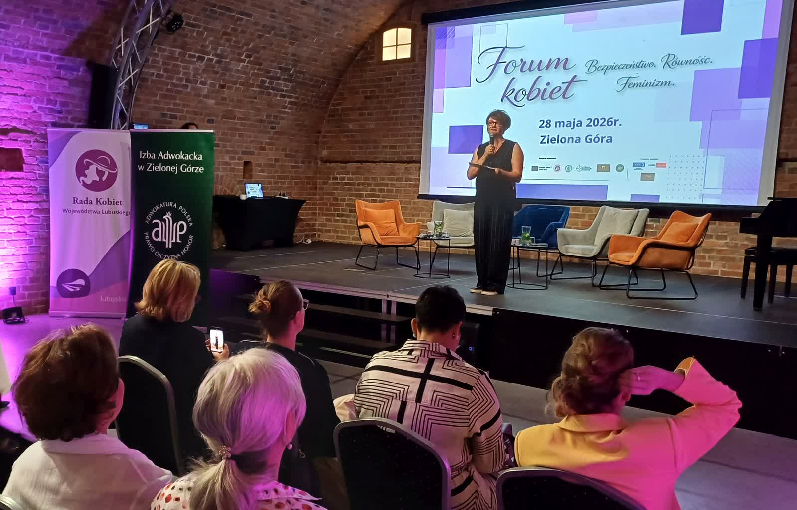 Forum kobiet: bezpieczeństwo, równość, feminizm