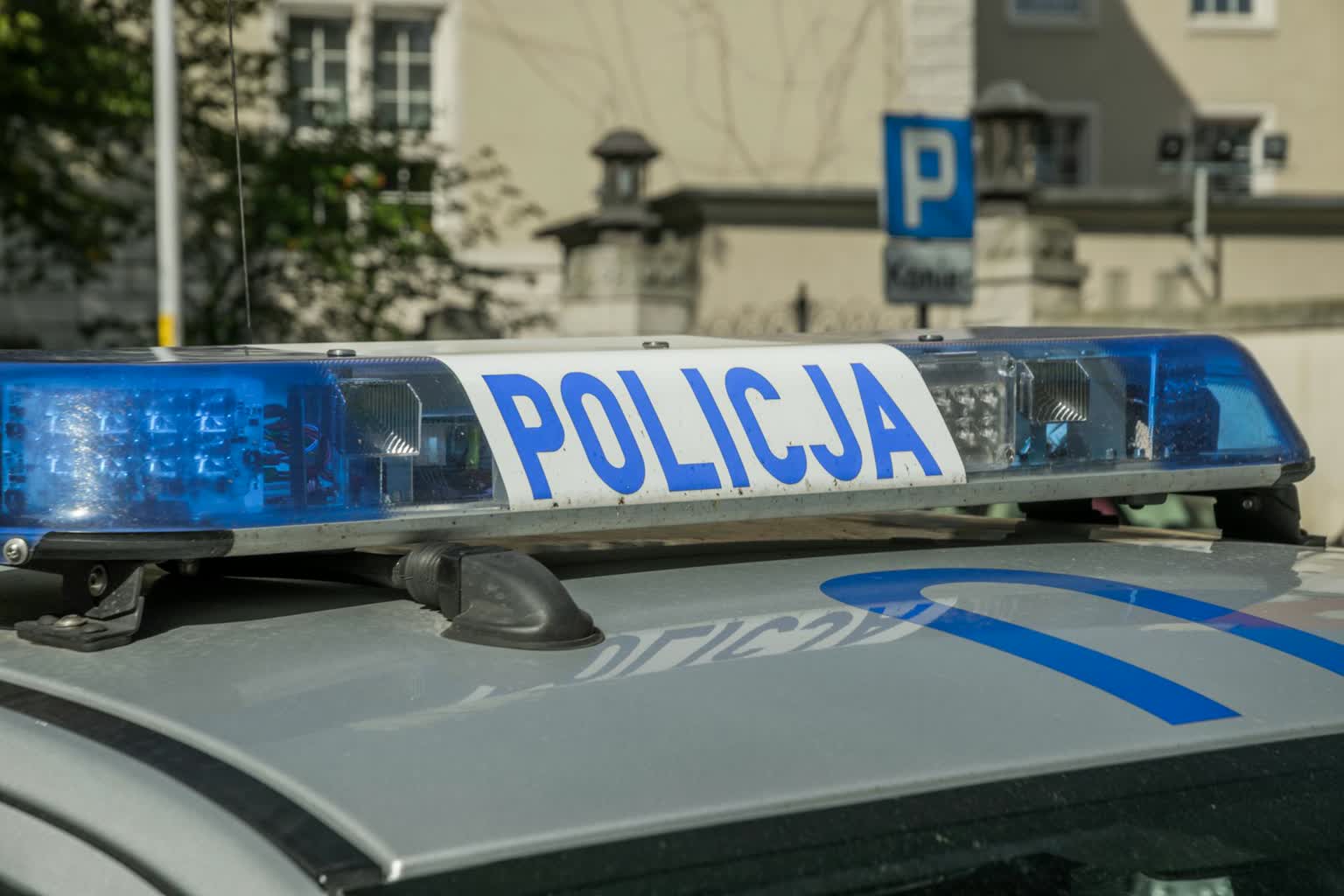 Służby wyważyły drzwi i weszły do mieszkania prezydenta Nawrockiego