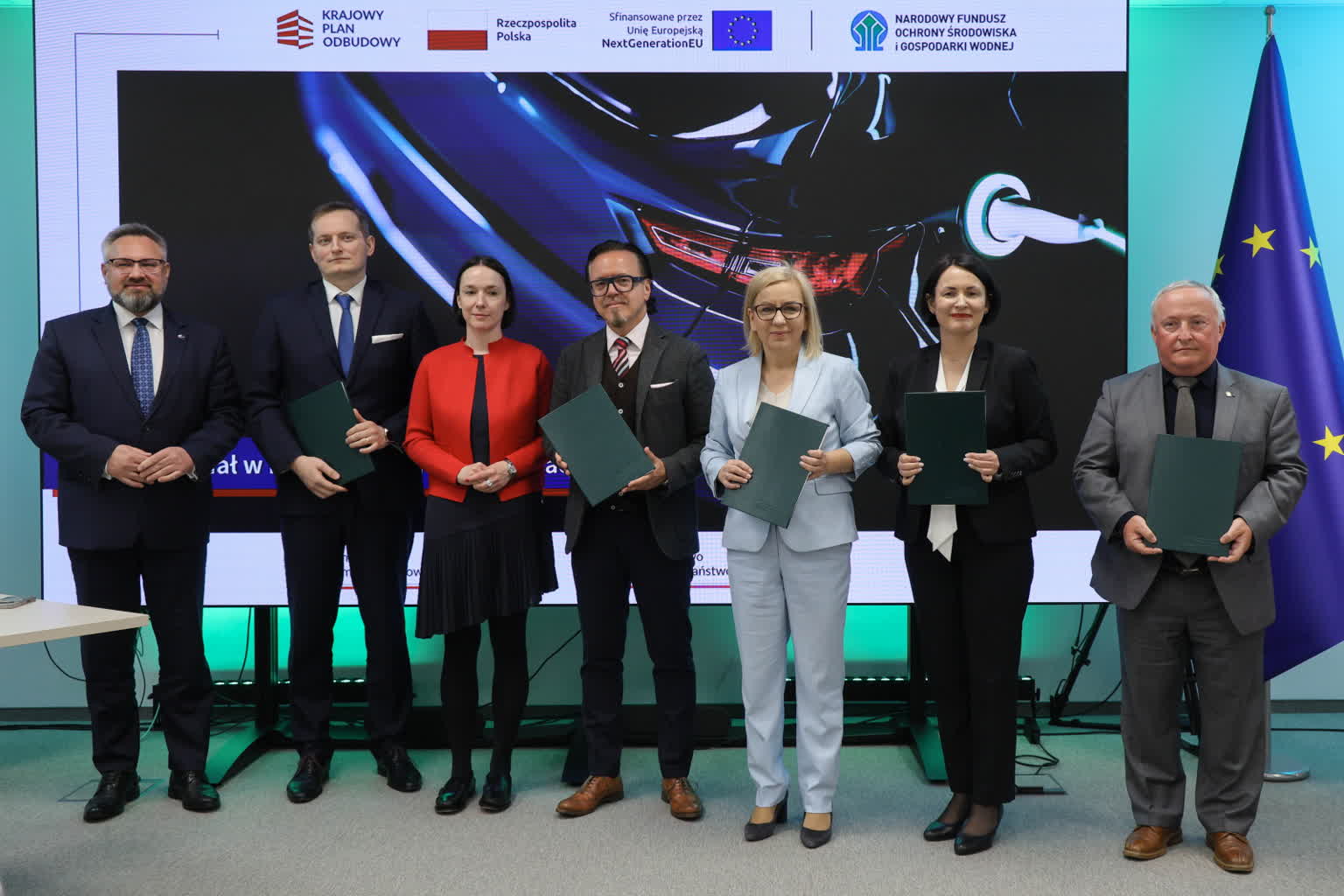 Za trzy lata po drogach będą jeździć pierwsze polskie samochody elektryczne