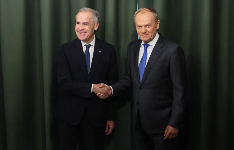 Donald Tusk i Mark Carney Fot. PAP/Leszek Szymański