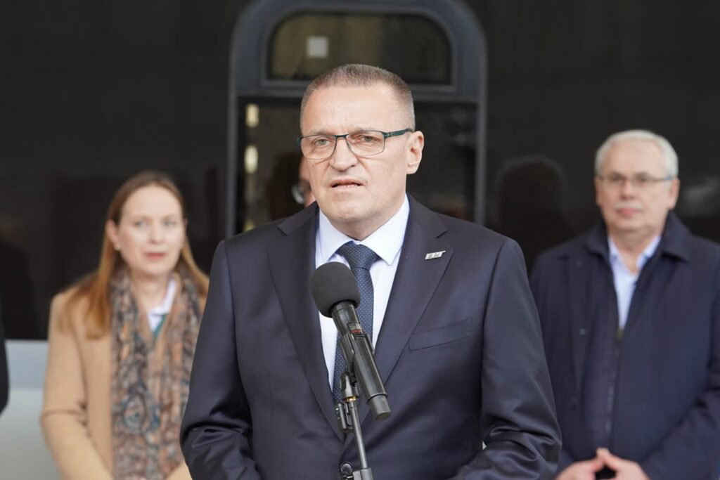 Fot. H. Cegielski - Fabryka Pojazdów Szynowych/FB