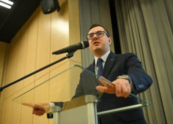 Szef resortu energii Miłosz Motyka. Fot. PAP/ Marcin Obara