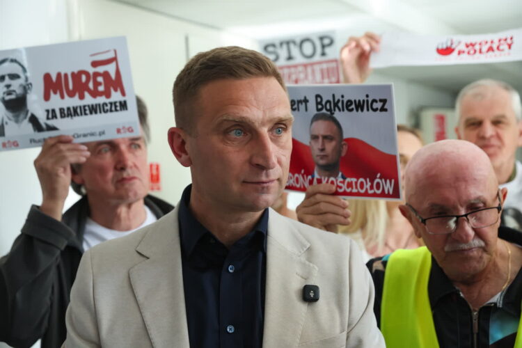 Robert Bąkiewicz. Fot. PAP/Leszek Szymański