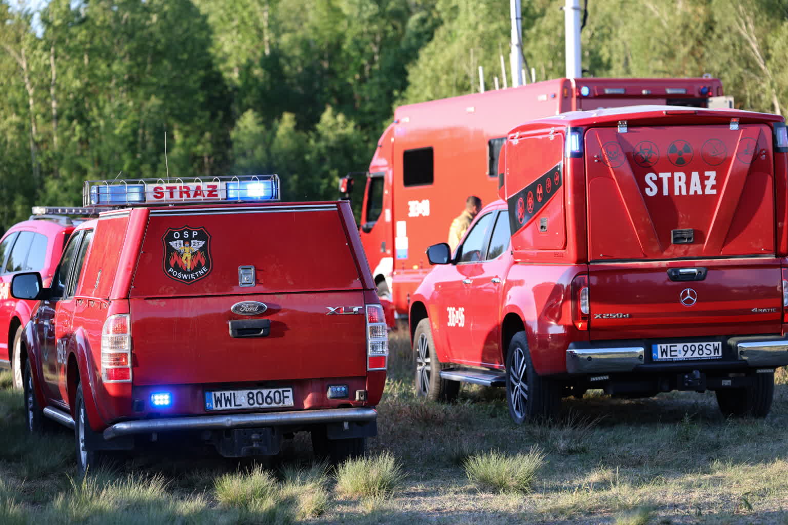 Pożar lasu w powiecie wołomińskim. Na miejscu 75 pojazdów i ok. 400 strażaków