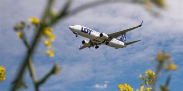 LOT Polish Airlines/FB