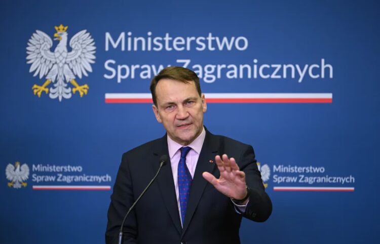 Fot. Radosław Sikorski. Fot. PAP/Marcin Obara