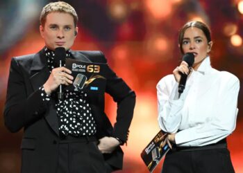 Ralph Kamiński (L) i Gabi Drzewiecka (P) na konferencji 63. Opolskiego Krajowego Festiwalu Polskiej Piosenki. Fot. PAP/Radek Pietruszka