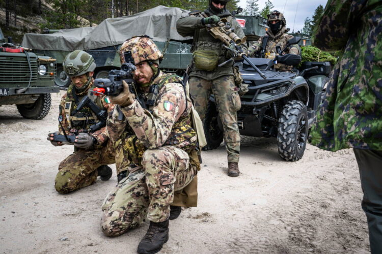 Vuosanka, Finlandia, 27.05.2026. Æwiczenia wojsk Finlandii, Francji, Polski, USA, Wielkiej Brytanii i innych pañstw NATO pod kryptonimem Northern Star/Saber Strike 26 na poligonie w Vuosanka, 27 bm. (ad) PAP/Wiktor D¹bkowski