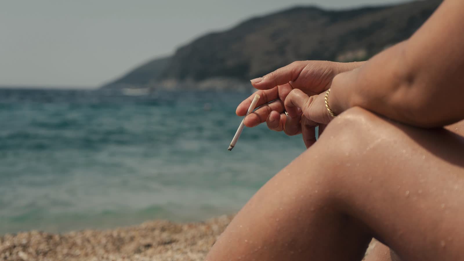 Władze tureckiej Antalyi zakazują palenia na kilku najbardziej turystycznych plażach regionu