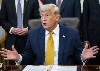 Prezydent USA Donald Trump. Fot. PAP/EPA/BONNIE CASH / POOL