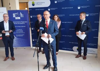 Guben. Briefing prasowy przed rozpoczęciem polsko-niemieckiej konferencji poświęconej problemom demografii (fot. Piotr Bakselerowicz)