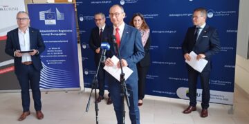 Guben. Briefing prasowy przed rozpoczęciem polsko-niemieckiej konferencji poświęconej problemom demografii (fot. Piotr Bakselerowicz)