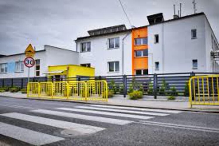 Szkoła Lubieszów