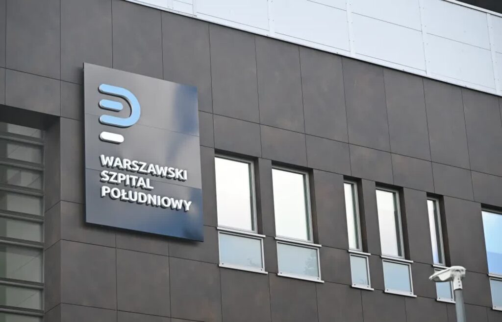 Szpital Południowy w Warszawie. Fot. PAP/Radek Pietruszka