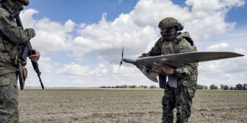 Rosyjscy żołnierze (PAP/EPA/RUSSIAN DEFENCE MINISTRY PRESS SERVICE/HANDOUT HANDOUT)