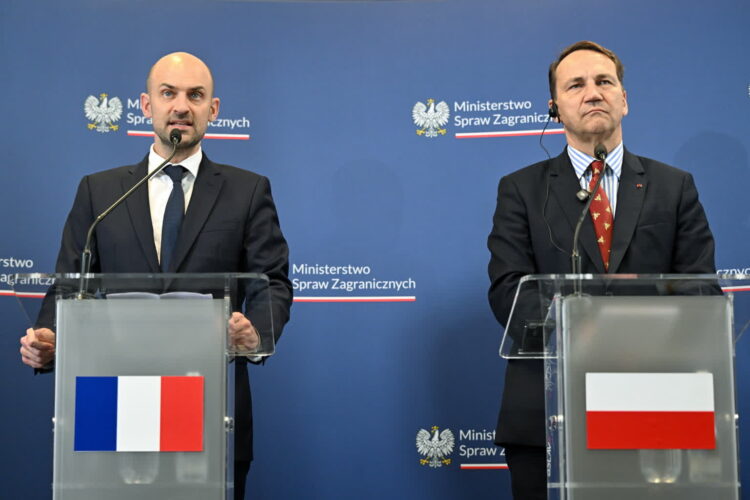 Radosław Sikorski, Jean-Noel Barrot. Fot. PAP/Radek Pietruszka