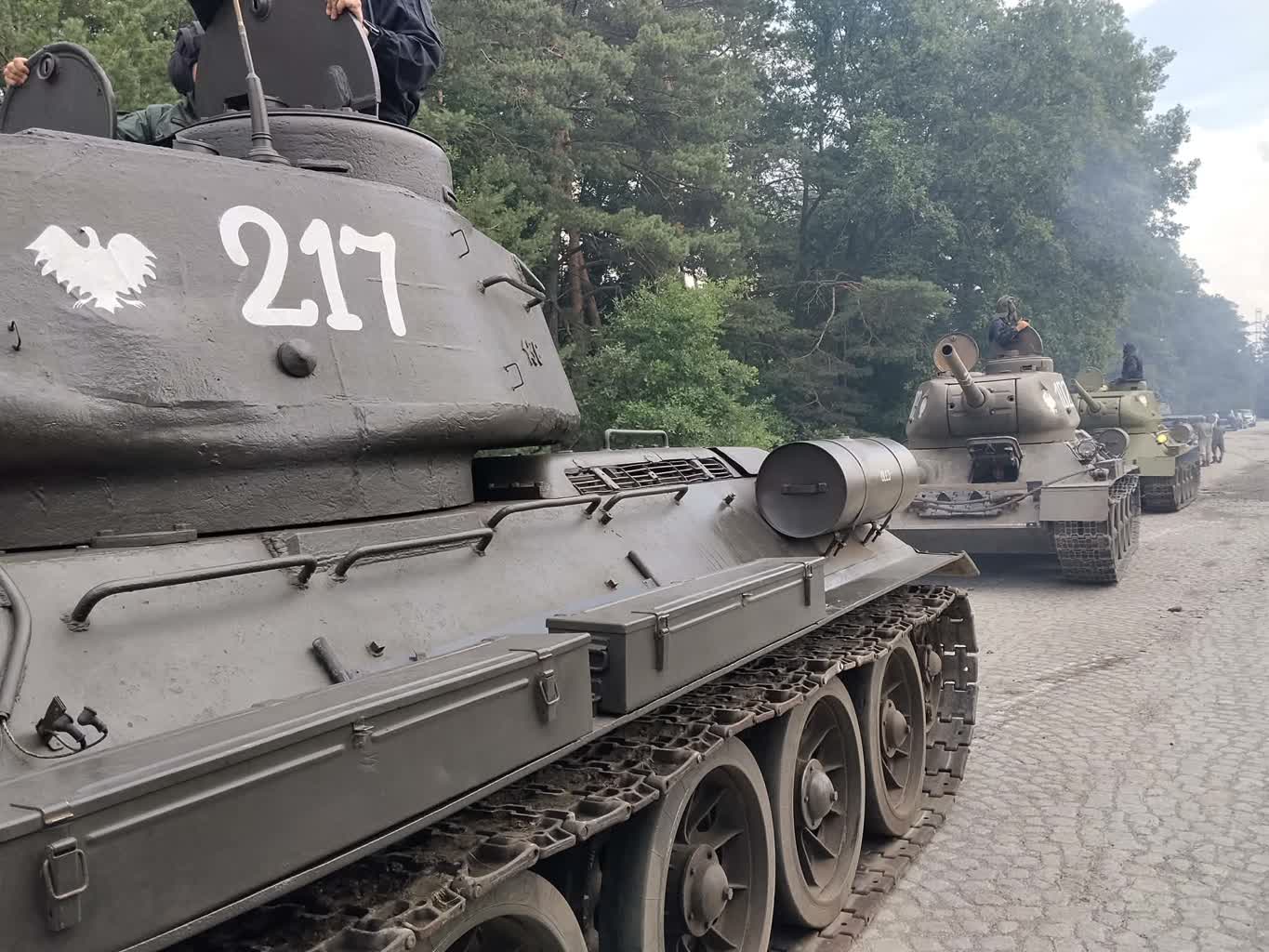 Czołgi T-34 znów w Żaganiu [ZDJĘCIA]