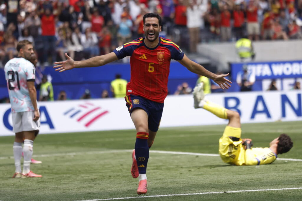 Mikel Merino. Fot. PAP/EPA/CHRISTOPHER TORRES