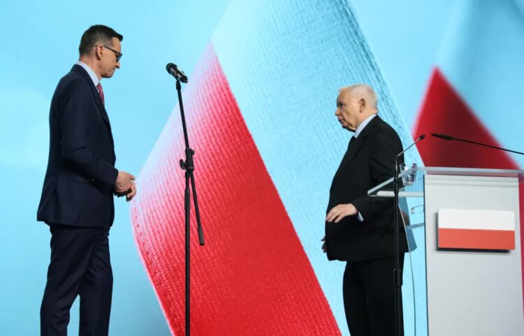 Mateusz Morawiecki i Jarosław Kaczyński. Fot. PAP/Leszek Szymański