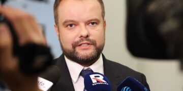 Rzecznik Prawa i Sprawiedliwości Rafał Bochenek. Fot. PAP/Albert Zawada