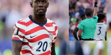 Folarin Balougan, Raphael Claus. Fot. PAP/EPA/BENJAMIN FANJOY