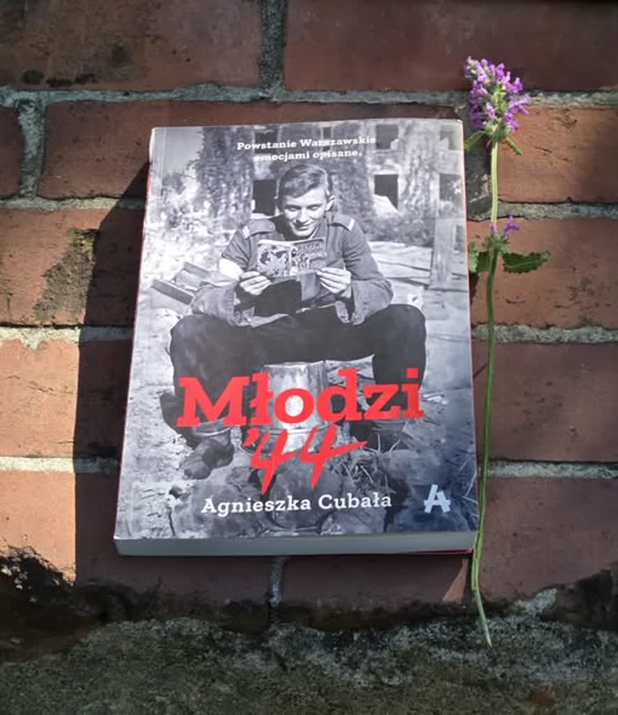 Młodzi ’44