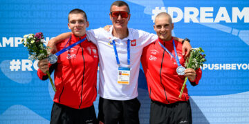Mateusz Augustyniak (z prawej) ma kolejny sukces międzynarodowy (fot. Piotr Walendziak/pzkaj)