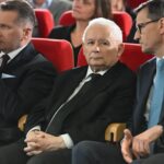 Przemysław Czarnek, Jarosław Kaczyński, Mateusz Morawiecki. Fot. PAP/Wojtek Jargiło