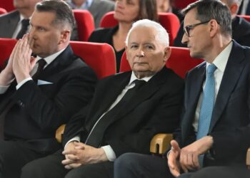 Przemysław Czarnek, Jarosław Kaczyński, Mateusz Morawiecki. Fot. PAP/Wojtek Jargiło