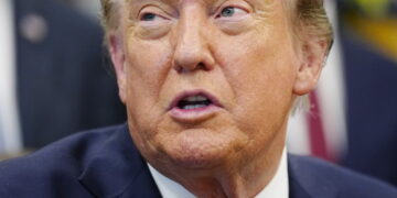 Prezydent USA Donald Trump. Fot. PAP/EPA/BONNIE CASH / POOL