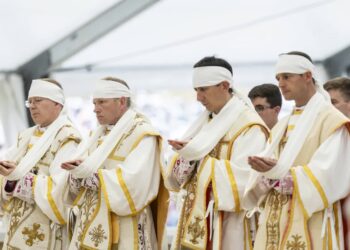 Ceremonia święceń czterech biskupów lefebrystów w Econe. Fot. PAP/EPA/CYRIL ZINGARO