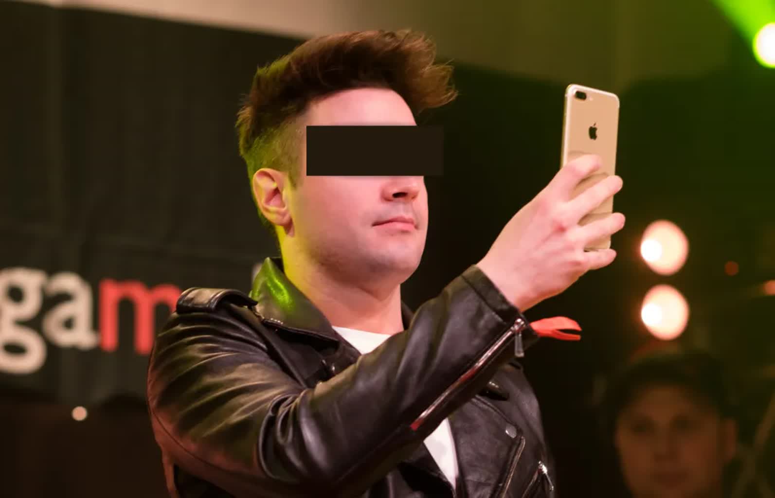 Brytyjski sąd zdecydował, iż youtuber Stuu może zostać wydany Polsce