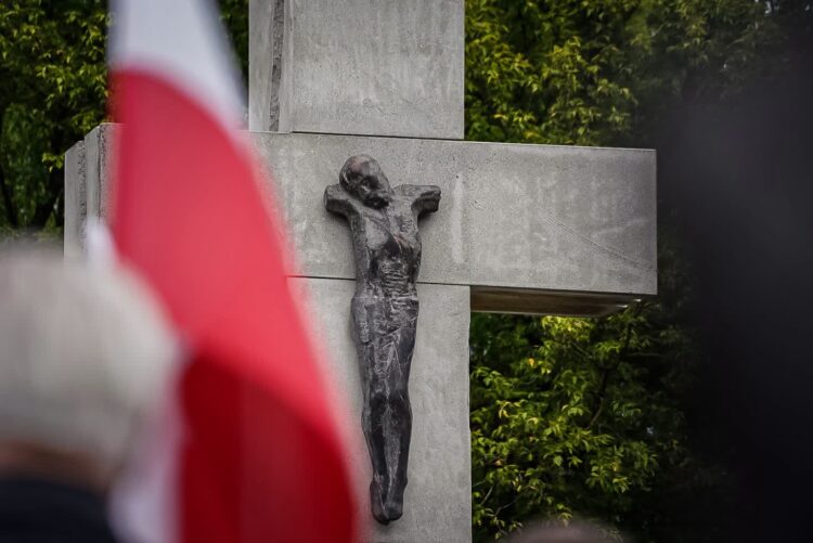 Pomnik Ofiar Zbrodni Wołyńskiej w Warszawie. Fot. Mateusz Niegowski/IPN
