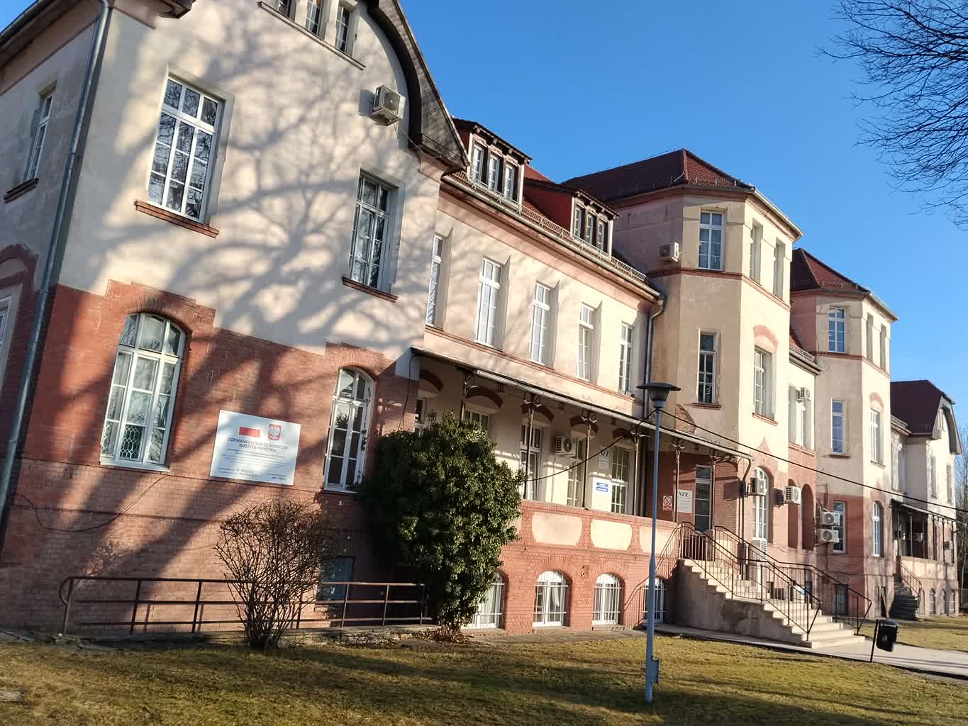 Żarski szpital wojskowy poszukuje anestezjologów
