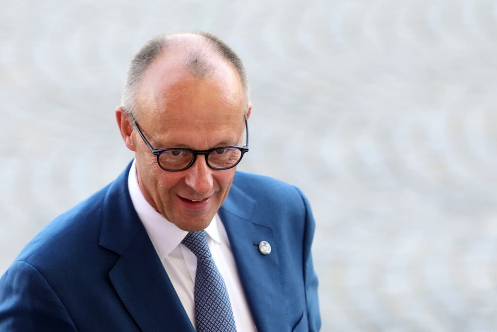 Niemiecki kanclerz Friedrich Merz (PAP/EPA/TERESA SUAREZ)