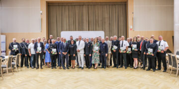 Podpisanie umów na dofinansowania dla lubuskiej OSP w ramach programów WFOŚiGW: "Lubuski strażak" i "Ekolub" (lubuskie.pl)